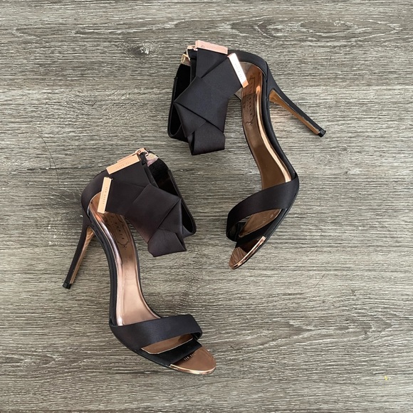 Ted Baker Black Geometric Heels - Picture 1 of 4